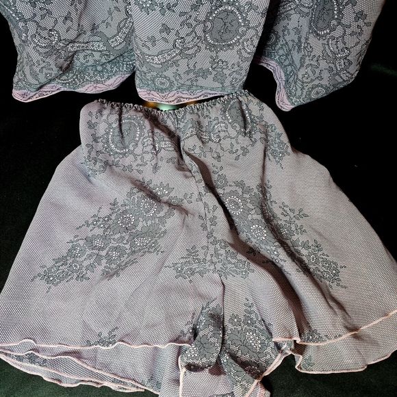 Other - Elegant Lace Skirt Set in Gray and Pink